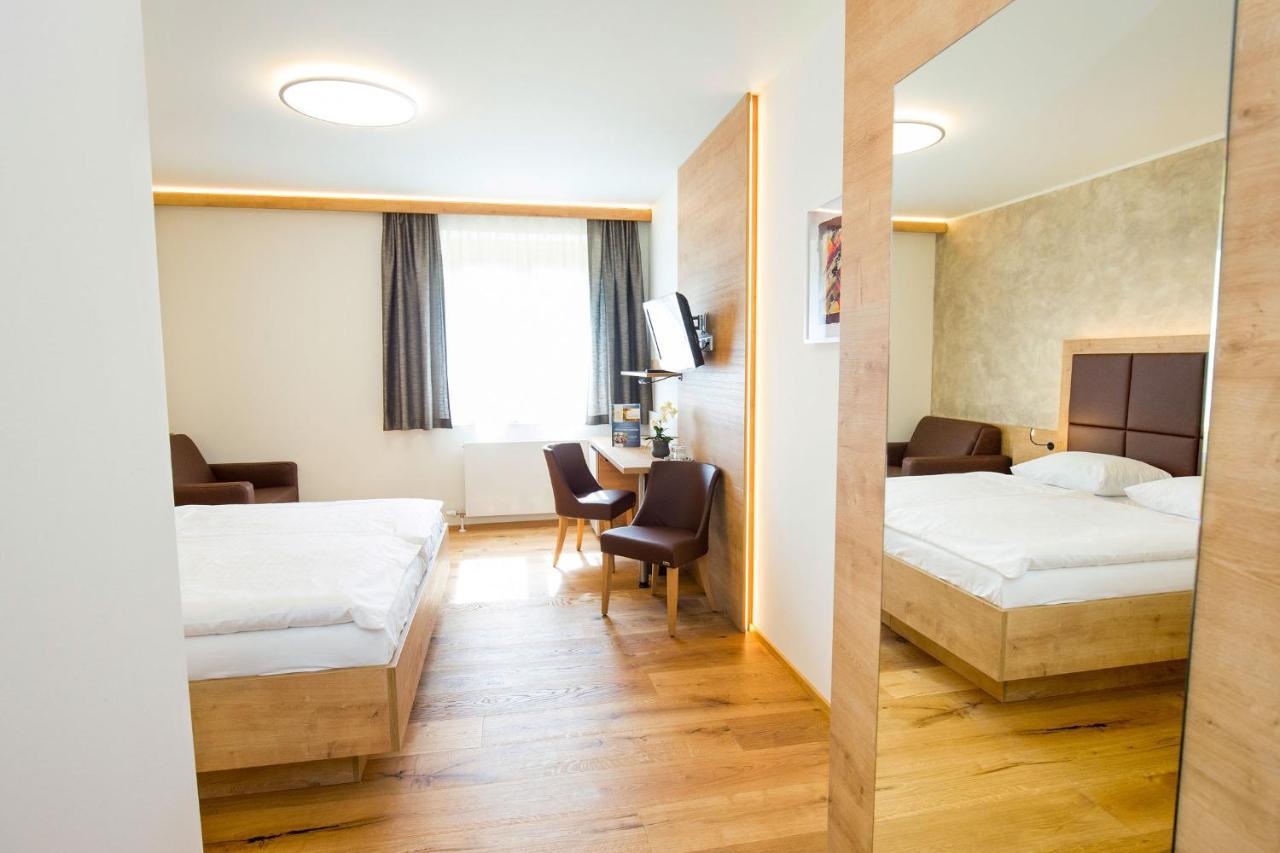 Hotel Stich Manhartsbrunn Exterior photo